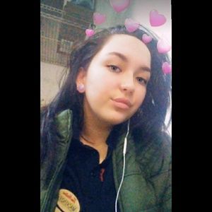 Meet your Posher, Mackenzie